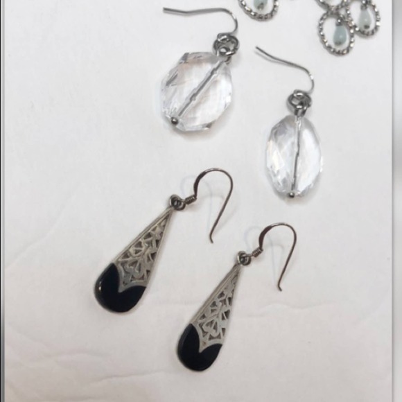 Bundle of three silver dangle earrings - Picture 3 of 4